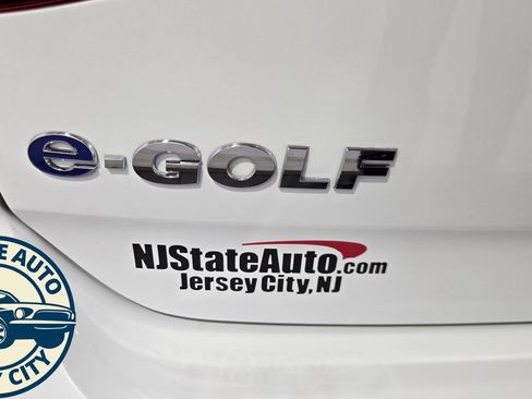 Used 2019 Volkswagen e-Golf SE w/ Driver Assistance Package image 31