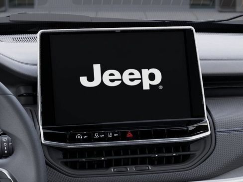New 2026 Jeep Compass Latitude AWD/4WD image 18