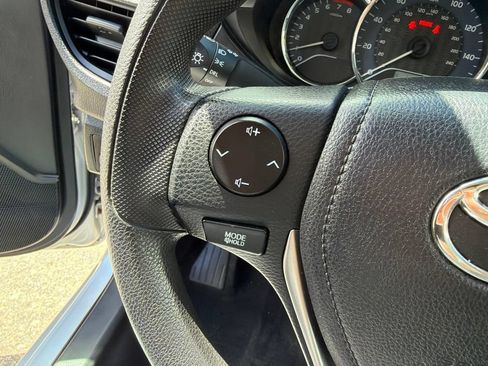 Used 2014 Toyota Corolla L FWD image 14