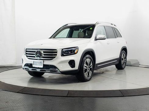 Certified 2026 Mercedes-Benz GLB 250 4MATIC image 3