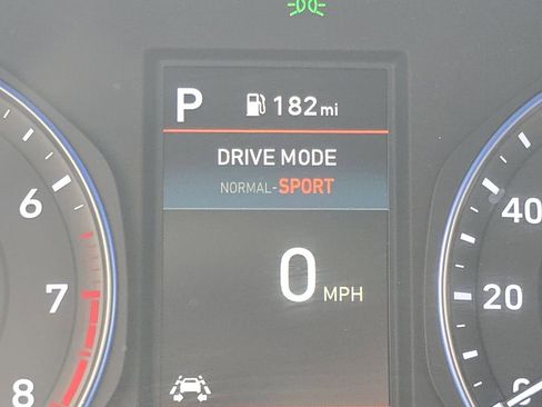 Used 2021 Hyundai Kona SE image 32