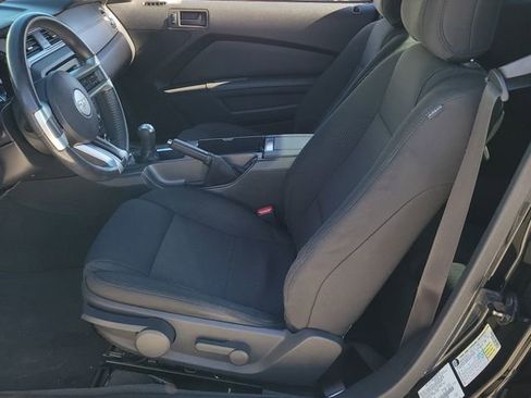Used 2014 Ford Mustang V6 image 6