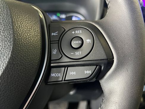 Used 2023 Toyota RAV4 SE image 23