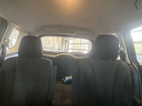 Used 2015 MAZDA MAZDA5 Sport image 12