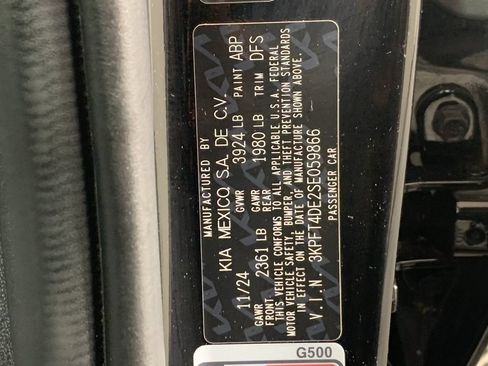 Used 2025 Kia K4 FWD image 10