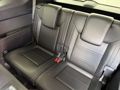 Used 2021 Volkswagen Atlas SE image 6