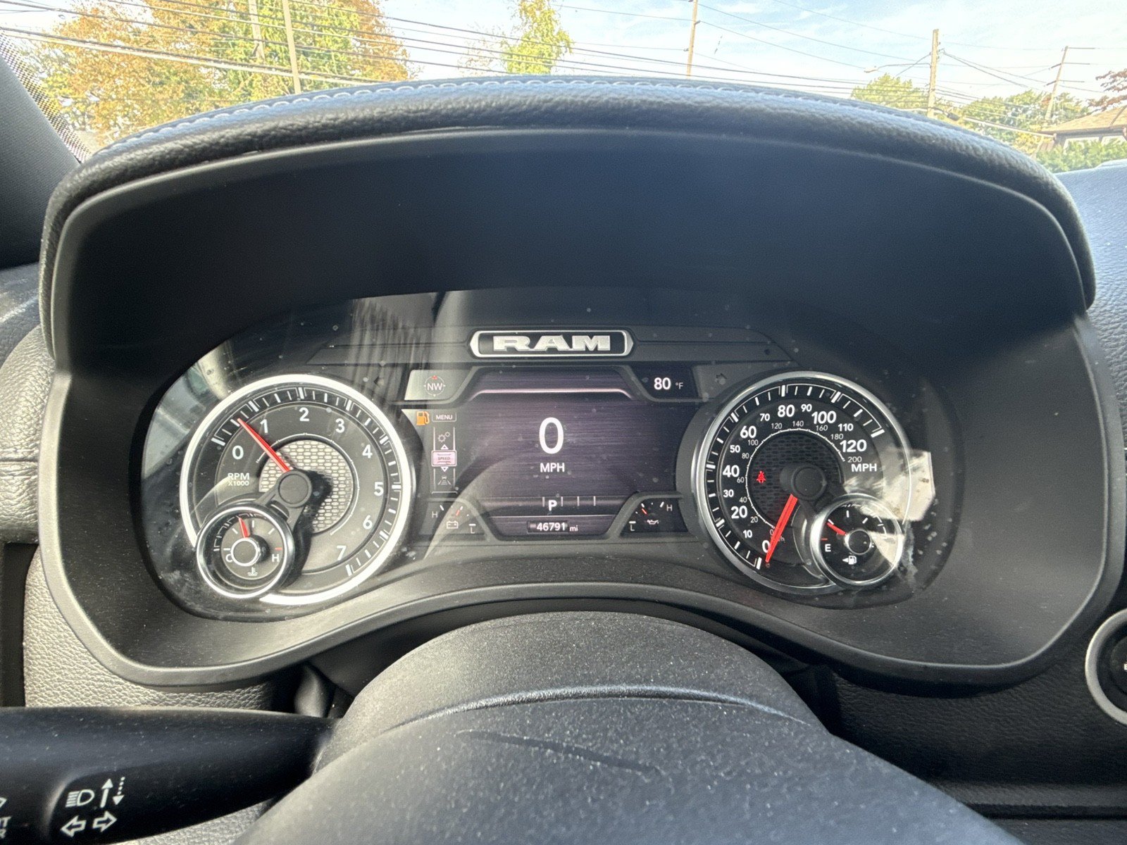 Used 2025 RAM 1500 Laramie AWD/4WD image 17