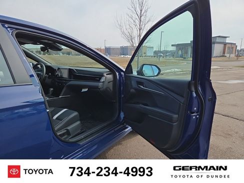 New 2026 Toyota Camry SE image 23