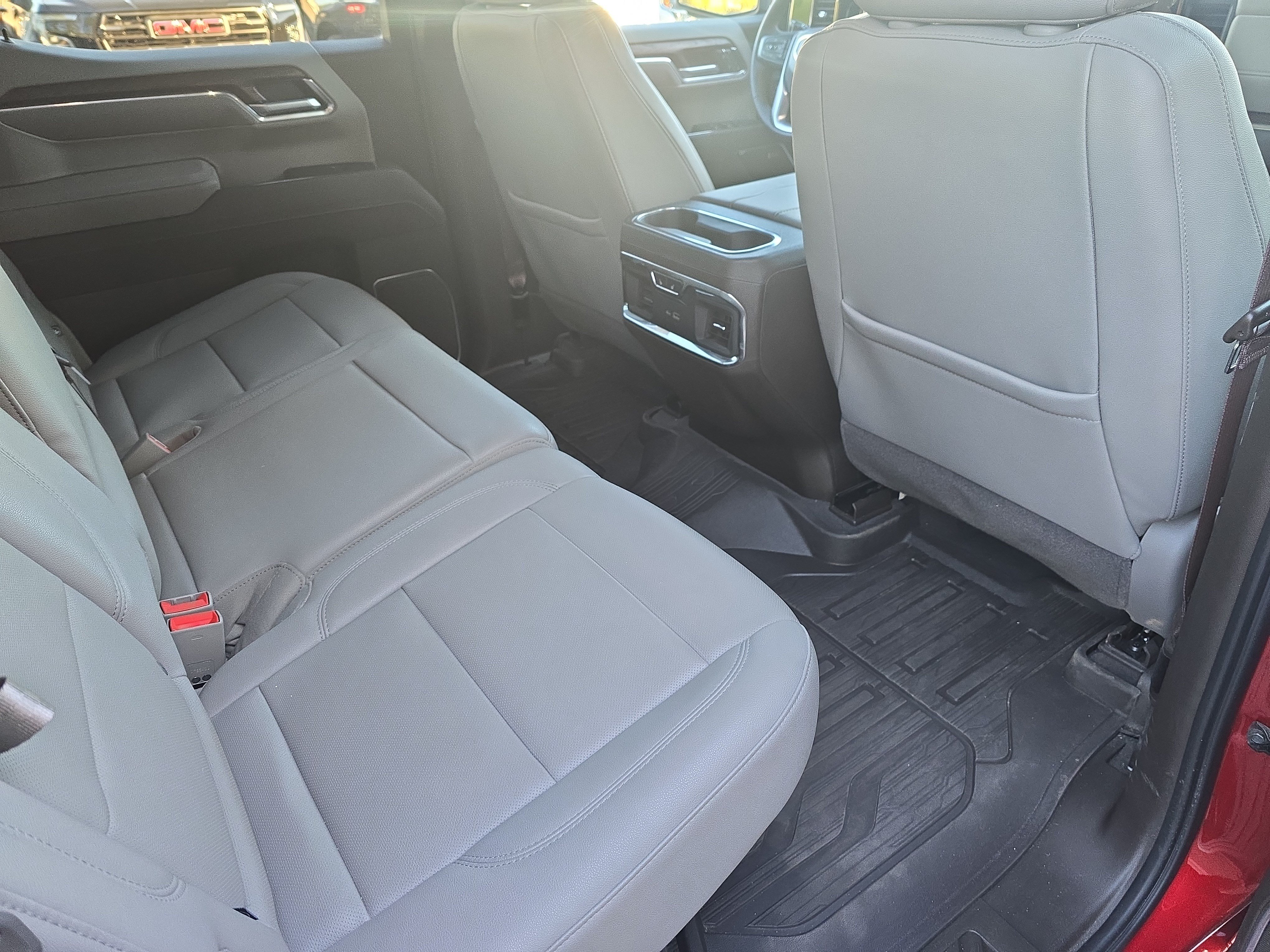 Used 2025 GMC Sierra 1500 SLT w/ SLT Premium Plus Package AWD/4WD image 11