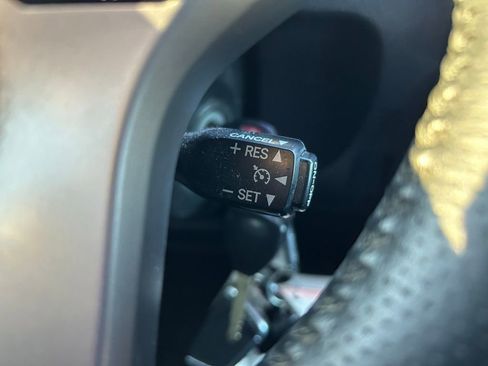 Used 2017 Toyota 4Runner SR5 image 23