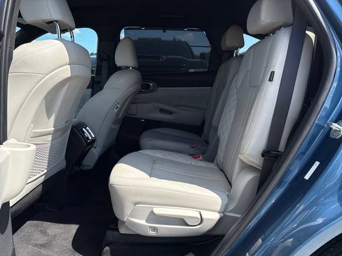 Used 2025 Kia Sorento SX Prestige AWD/4WD image 37