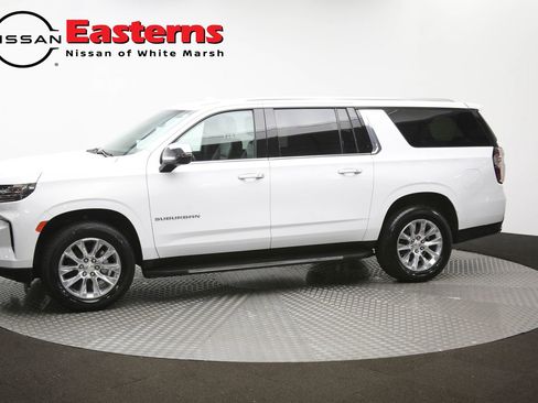 Used 2023 Chevrolet Suburban Premier RWD image 61