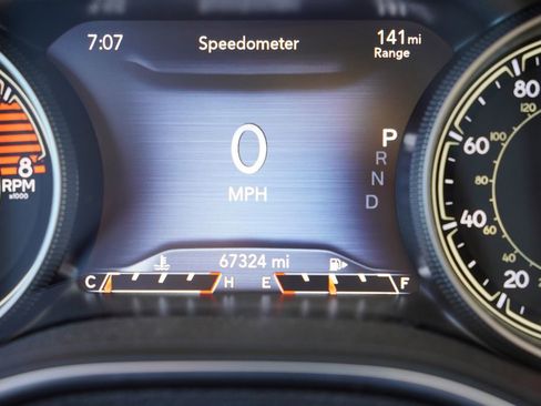 Used 2020 Jeep Cherokee Limited image 7