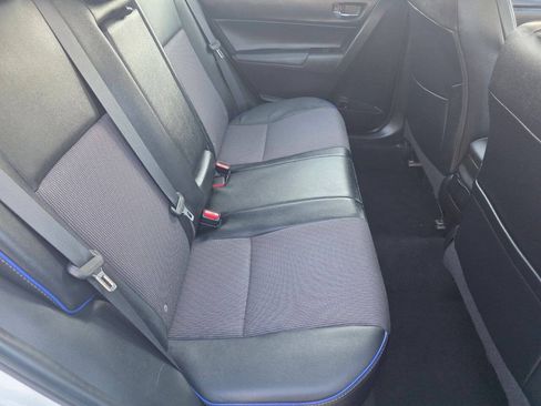 Used 2017 Toyota Corolla SE w/ Carpet Mat Package (TMS) FWD image 8