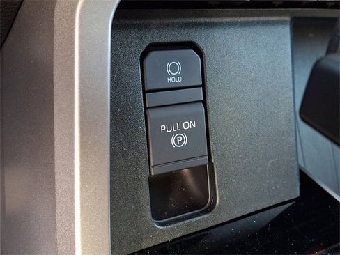 Used 2024 Toyota Tundra Limited image 27