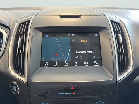 Used 2018 Ford Edge SEL w/ Equipment Group 201A AWD/4WD image 18