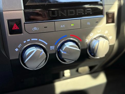 Used 2017 Toyota Tundra SR image 26