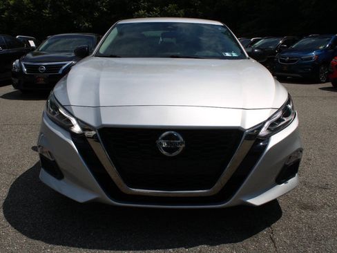 Used 2020 Nissan Altima 2.5 SR FWD image 3