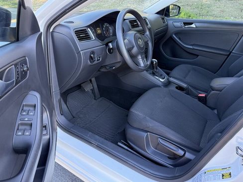Used 2014 Volkswagen Jetta S image 14