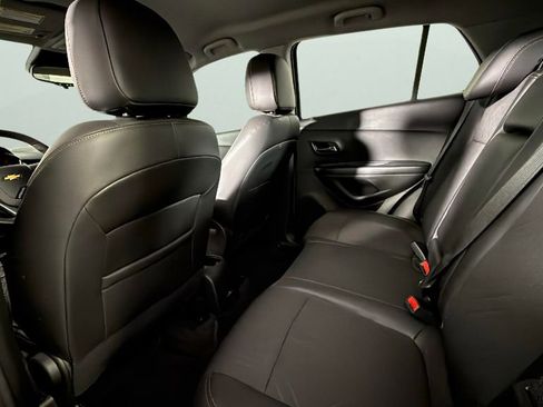 Certified 2021 Chevrolet Trax LT w/ Sport Edition image 26