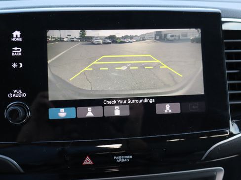 Used 2019 Honda Pilot Touring image 28