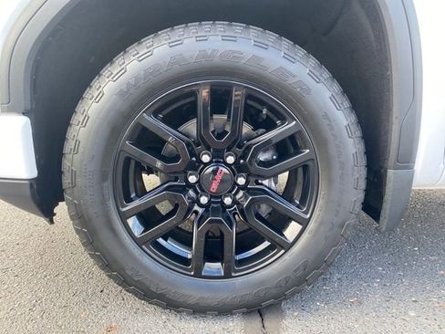 Certified 2024 GMC Sierra 1500 Elevation image 23
