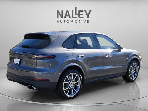 Used 2019 Porsche Cayenne E-Hybrid image 5