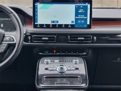 Certified 2022 Lincoln Nautilus Reserve w/ Equipment Group 201A image 27