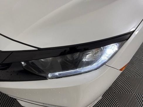 Used 2020 Honda Civic EX image 11