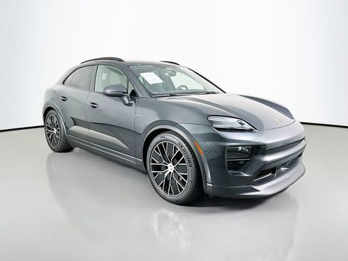 Used 2024 Porsche Macan 4 Electric image 7