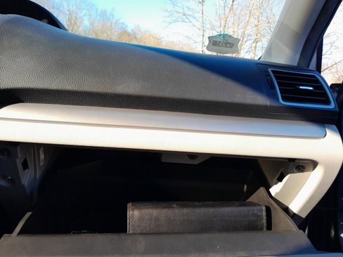 Used 2016 Subaru Forester 2.5i Premium w/ All-Weather Package image 35