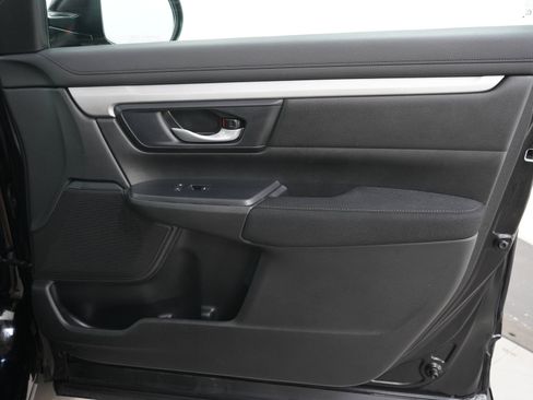Used 2019 Honda CR-V LX image 11