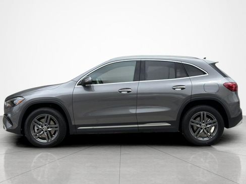New 2026 Mercedes-Benz GLA 250 image 2