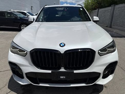 Used 2022 BMW X5 xDrive40i w/ M Sport Package AWD/4WD image 9