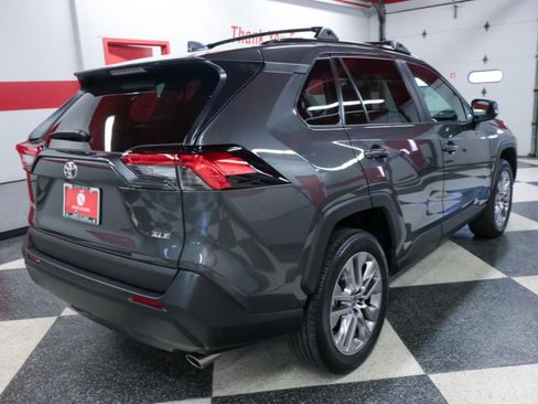 Used 2023 Toyota RAV4 XLE Premium FWD image 7