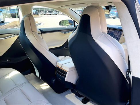 Used 2018 Tesla Model S 75D image 21