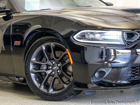 Used 2021 Dodge Charger Scat Pack image 3