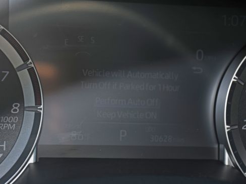 Certified 2025 Toyota Highlander XLE image 14