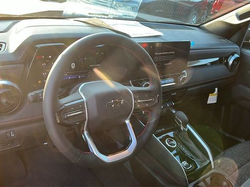 New 2026 Chevrolet Colorado Z71 image 18