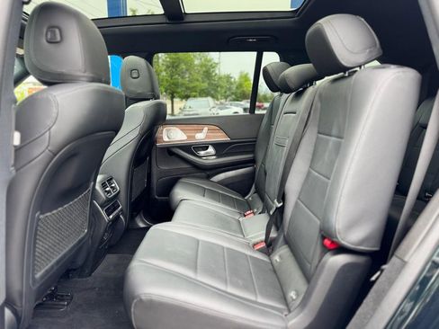 Used 2023 Mercedes-Benz GLS 450 4MATIC image 25
