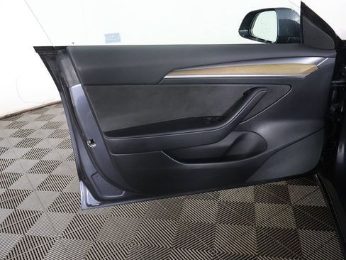 Used 2023 Tesla Model 3 Standard Range RWD image 27