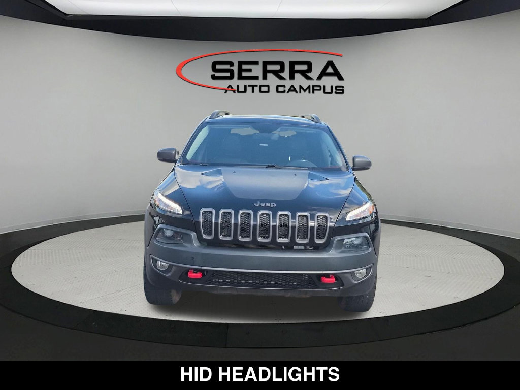 Used 2018 Jeep Cherokee Trailhawk AWD/4WD image 10