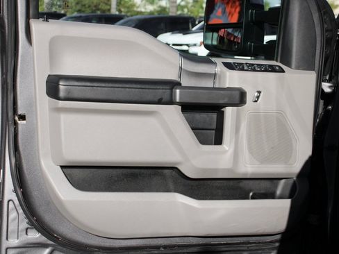 Used 2022 Ford F250 XLT w/ XLT Premium Package image 14