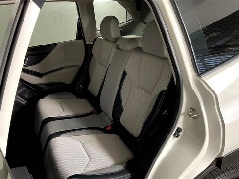 Used 2022 Subaru Forester image 25