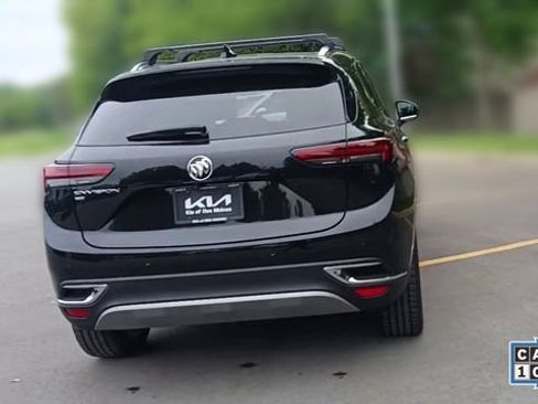 Used 2022 Buick Envision Essence w/ Technology Package I AWD/4WD image 2