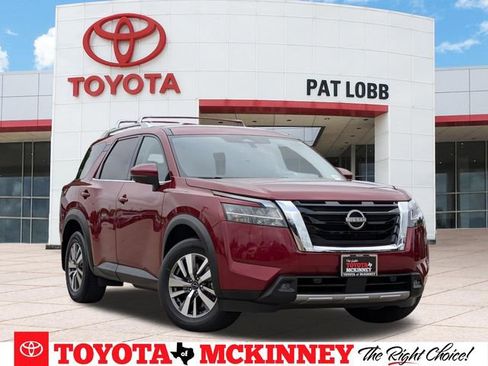 Used 2023 Nissan Pathfinder SL AWD/4WD image 1