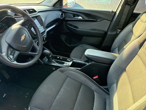 Certified 2022 Chevrolet TrailBlazer LT w/ Driver Confidence Package image 4