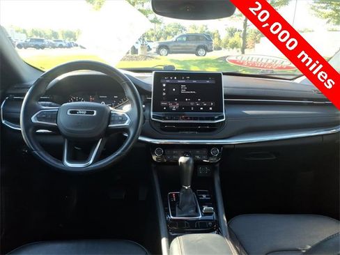 Certified 2022 Jeep Compass Limited image 11