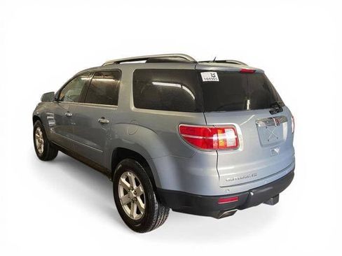 Used 2007 Saturn Outlook XR w/ Premium Trim Pkg image 3