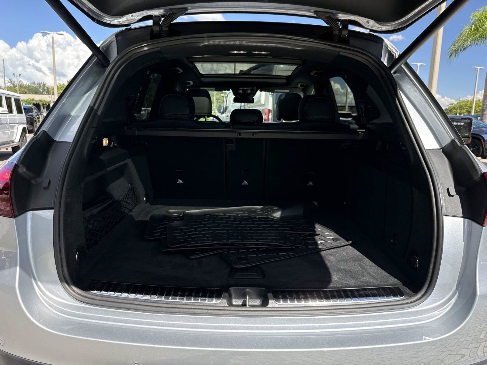 Certified 2025 Mercedes-Benz GLE 350 4MATIC image 10